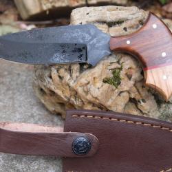Couteau Push Dagger Lame Acier Carbone 1055 Black Manche Bois Etui Cuir Fabric Artisanale 01
