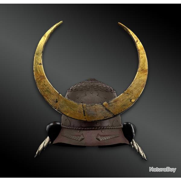 CASQUE de GUERRE appel� KABUTO, de type zunari - Japon - P�riode Edo (1603-1868)