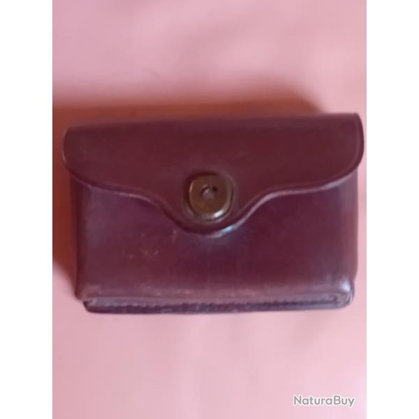 Pochette en cuir pour  First aid pack, pour officier