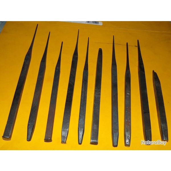 LOT DE 10 BURINS ANCIEN POUR GRAVURE SUR BOIS , METAL , DIFFERENTES TAILLES  ,POIDS TOTAL 700 GRAMME