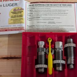 JEU D'OUTILS 3P LEE DELUXE AVEC SUPPORT DOUILLE 9MM 9x19 9luger