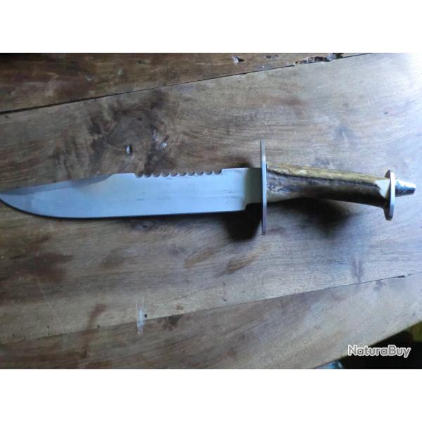couteau  dague de  chasse  manche corne de cerf