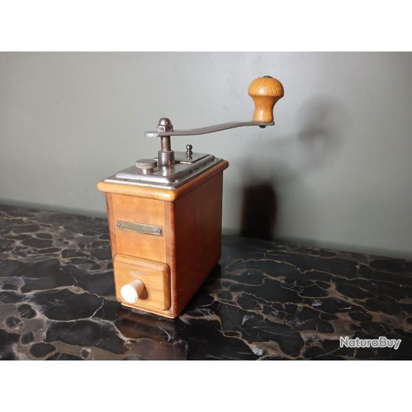Moulin � caf� allemand Robert Zassenhaus, ann�es 1950