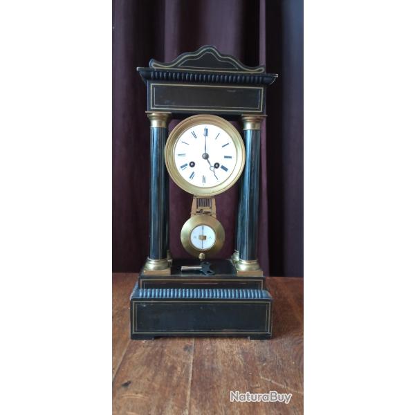 Horloge pendule portique Empire