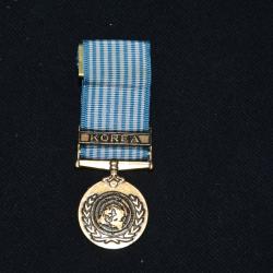 MEDAILLE DE L'ONU-KOREA-GUERRE DE COREE-1950 (DEMI TAILLE)