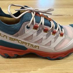 LA SPORTIVA WOMAN ULTRA RAPTOR 3