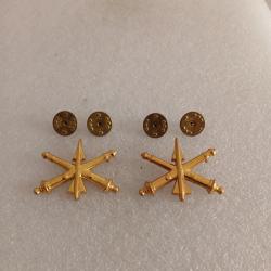 Lot de collars officier arm&eacute;e us ARTILLERY ANTI A&Eacute;RIENNE original