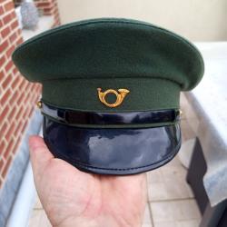 Belle casquette de garde chasse.