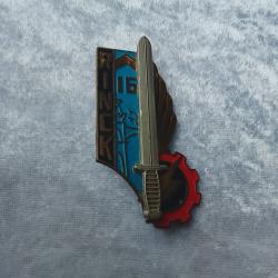 Insigne militaire promotion rinck 16 Ambert g 2929
