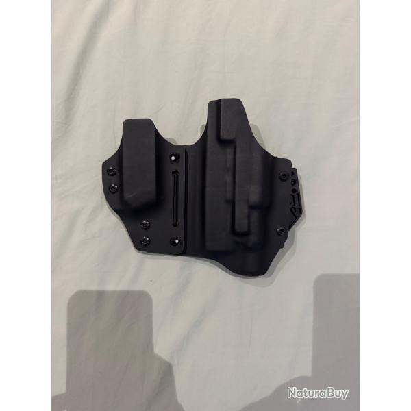 Holster IWB TRB Holster - Glock 17 Gen 5 + Lampe Olight (PL-Turbo / Valkyrie)