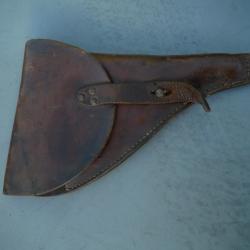 Etui simplifi&eacute; pour revolver type 1892 Espagnol modifi&eacute; s&ucirc;rement pour y mettre un Star 14