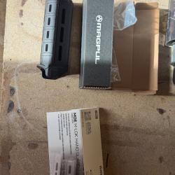 Garde main moe m lok court black . AR15
