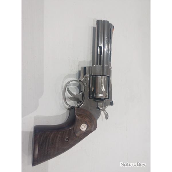Colt python