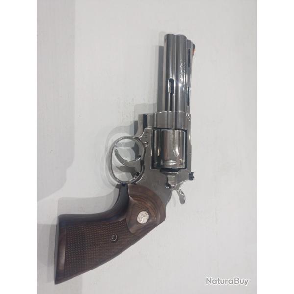 Colt python