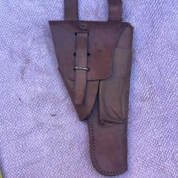 Ancien &eacute;tui militaire holster cuir fran&ccedil;ais