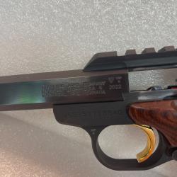 Browning Buck Mark plus rosewood Cal. 22LR ambidextre