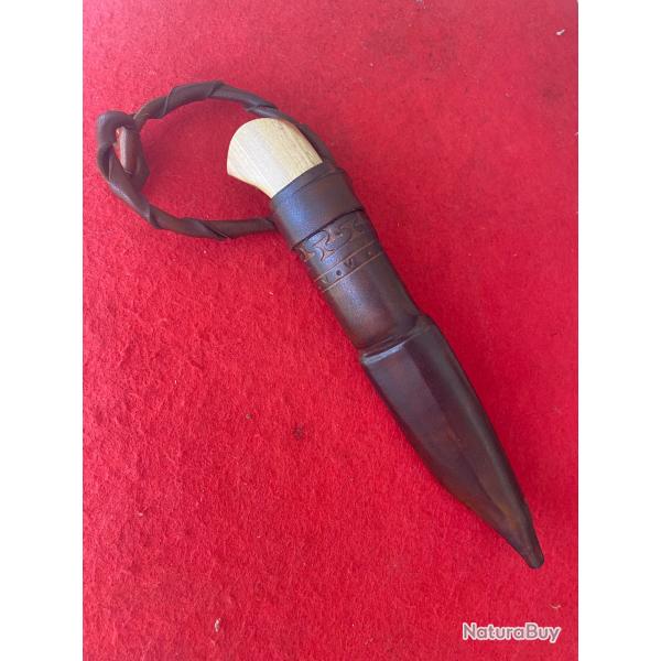 Couteau nordique