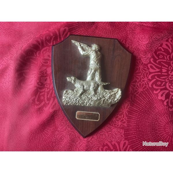 Plaque d�corative en bois avec chasseur et son chien, pas de prix de r�serve