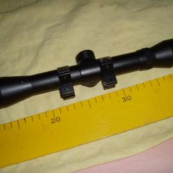 LUNETTE de MARQUE" SIGHT OPTICS  "INDICATION 4X32 .Voir DESCRIPTIF & PHOTOS. avec fixations