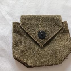 pochette  RIGGER , VIDE pour &eacute;quipement suppl&eacute;mentaire,  US WW2 en reproduction  artisanale A1