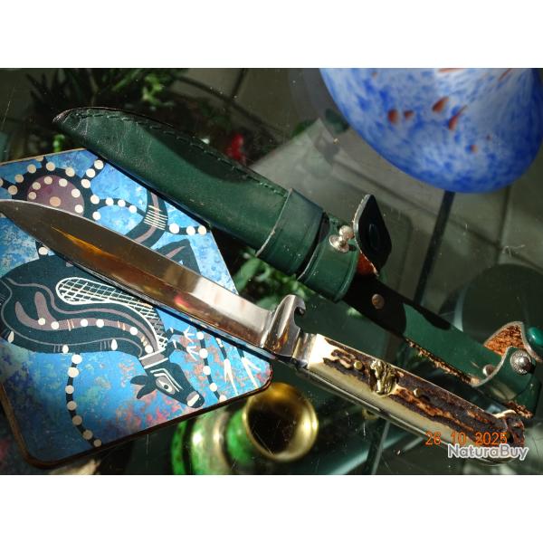 COUTEAU CHASSE BOIS DE CERF avec Motif SANGLIER