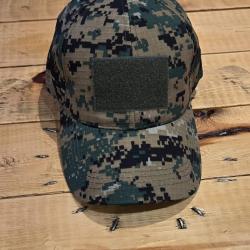 Lot Casquette+patch au choix ( gamme de patch &agrave; 6.90) Digital Camo T.U airsoft