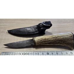 Couteau d'artisan damas