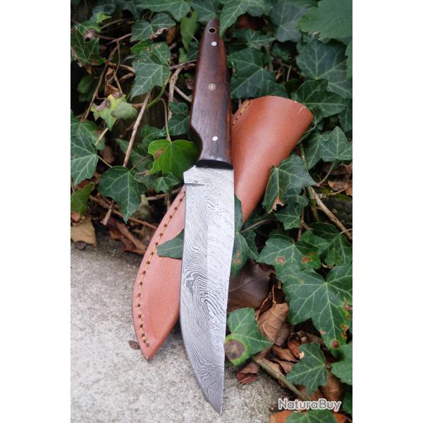 Skinner Bowie Couteau de Chasse Damas Lame 256 Couches Manche Bois Fabric Artisanale Etui Cuir