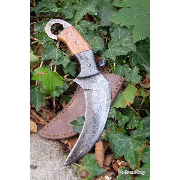 Couteau Karambit Lame Acier Damas 256 Couches Manche Bois Olivier Etui Cuir Fabrication Artisanale