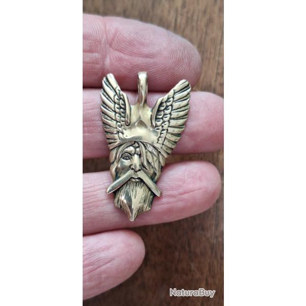 Pendentif gaulois viking laiton