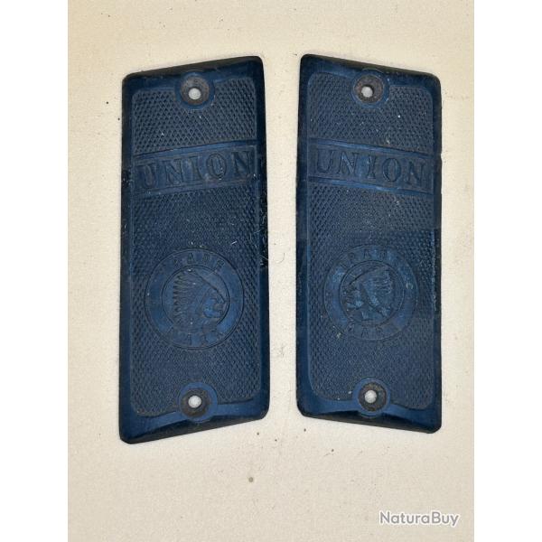 PAIRE DE PLAQUETTES DE PISTOLET UNION 7 Cps