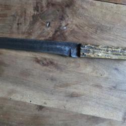 couteau artisanal  lame forg&eacute;  corne de cerf
