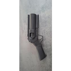 Pistolet Lance grenade Airsoft M052 Cyma 40mm