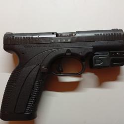 CARACAL F AVEC 2 CHARGEURS, MALETTE, POINTEUR LASER VERT