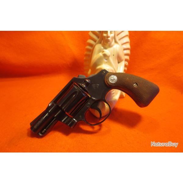 revolver colt DETECTIVE SPEC 38 SP  2"  hammerless d'origine " VP" 1974