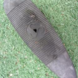 talon de crosse caoutchout&eacute;e 125,7  mm