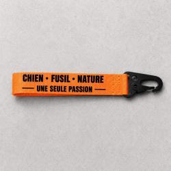 Porte-cl&eacute; Chasse - Chien, fusil, nature - Orange