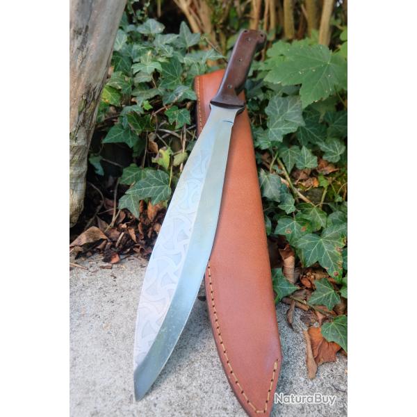 Grand Couteau Kukkri Gurkha Celtique Lame Acier Carbone 1055 Manche Micarta Etui Nylon Artisan