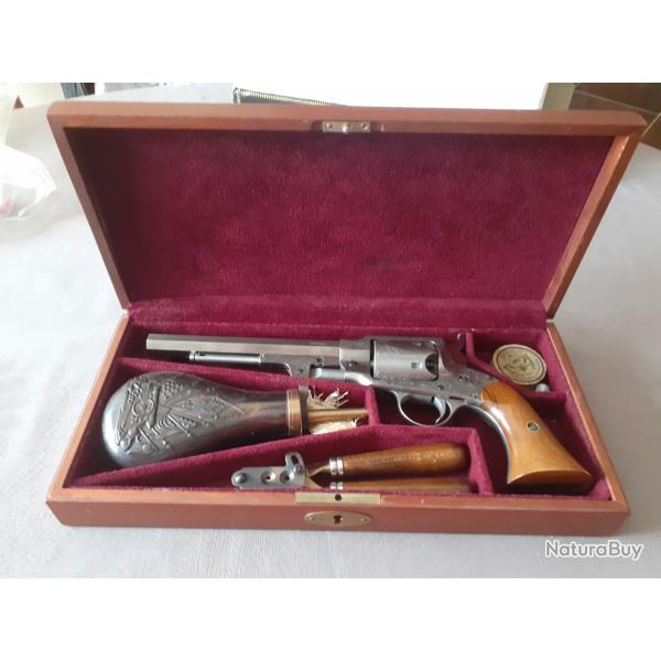Revolver Rogers & Spencer r�plique calibre 44 neuf avec coffret bois