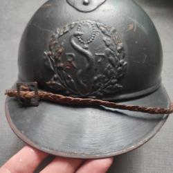 WW1 Casque Adrian mod&egrave;le 1915 service de sant&eacute;