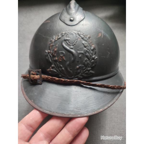 WW1 Casque Adrian mod�le 1915 service de sant�