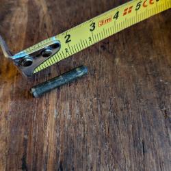 Vends axe de m&eacute;canisme Gewehr 43 ou G 43