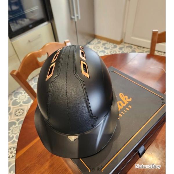 Casque d'�quitation adulte Aurak Polaris neuf