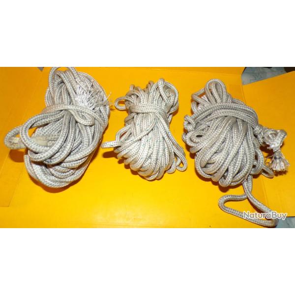 SUSPENTE DE PARACHUTE EN LOT DE 3� , LONGUEUR 10 METRES CHACUNES , BON ETAT VOIR PHOTO. POUR TOUT RE
