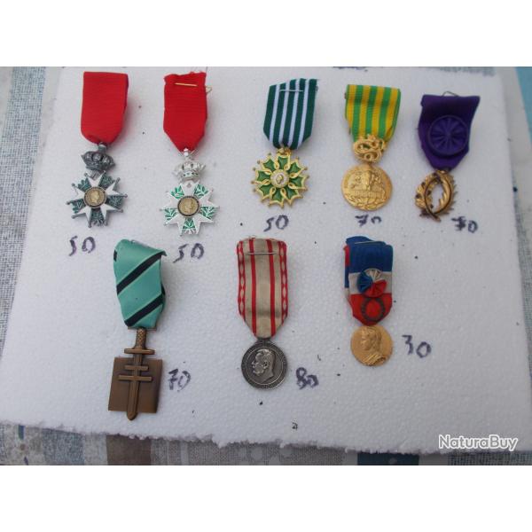 lot de m�dailles militaires et civiles A L'UNITE OU EN LOT!!!neuves!!RARE