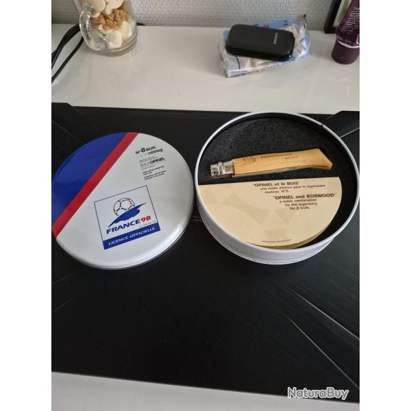 Opinel et Buis FRANCE 98 n8  collection num�ro 02 295 virobloc brevete neuf avec boite et certificat