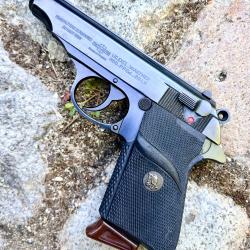 PISTOLET WALTHER PP CALIBRE  22 LR FABRICATION MANURHIN