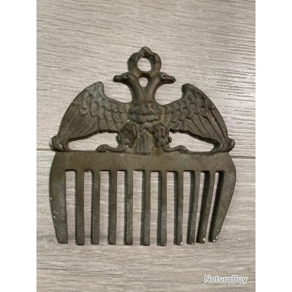 Peigne � crini�re en laiton � Aigle imp�rial austro-hongrois � c. 1900