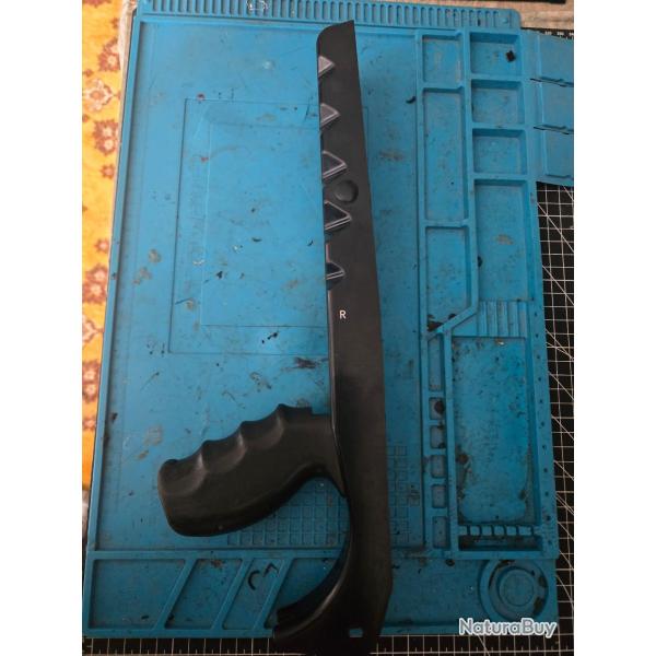 F�t famas Northeast