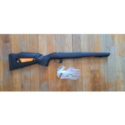 Crosse synth&eacute;tique Tikka T3X CTR avec appuie-joue - Neuve